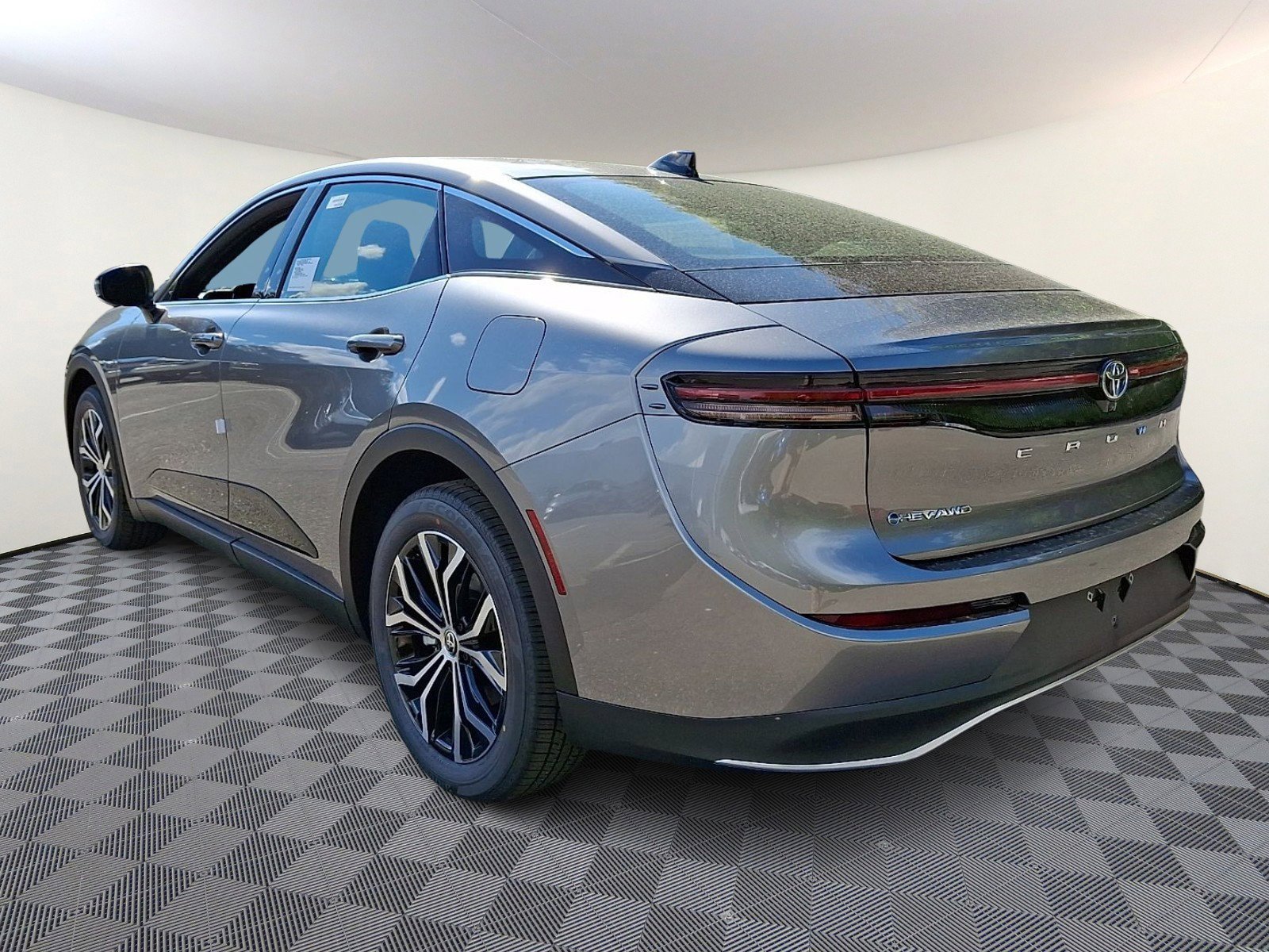 New 2026 Toyota Crown AWD/4WD image 4