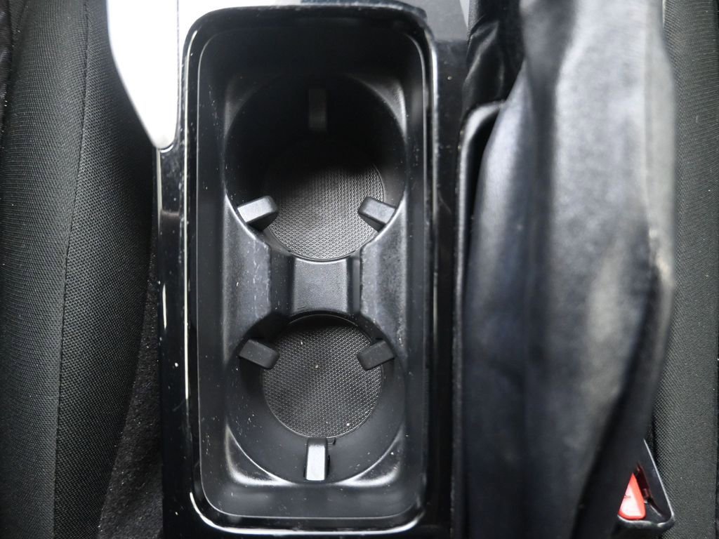 Used 2018 Mitsubishi Eclipse Cross ES image 10