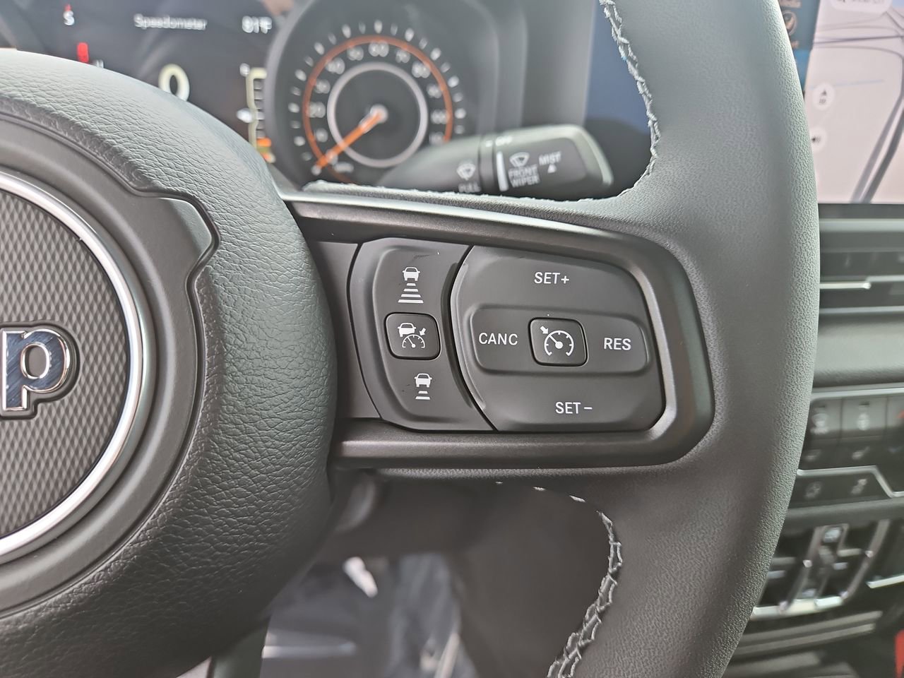 New 2025 Jeep Gladiator Sport image 27