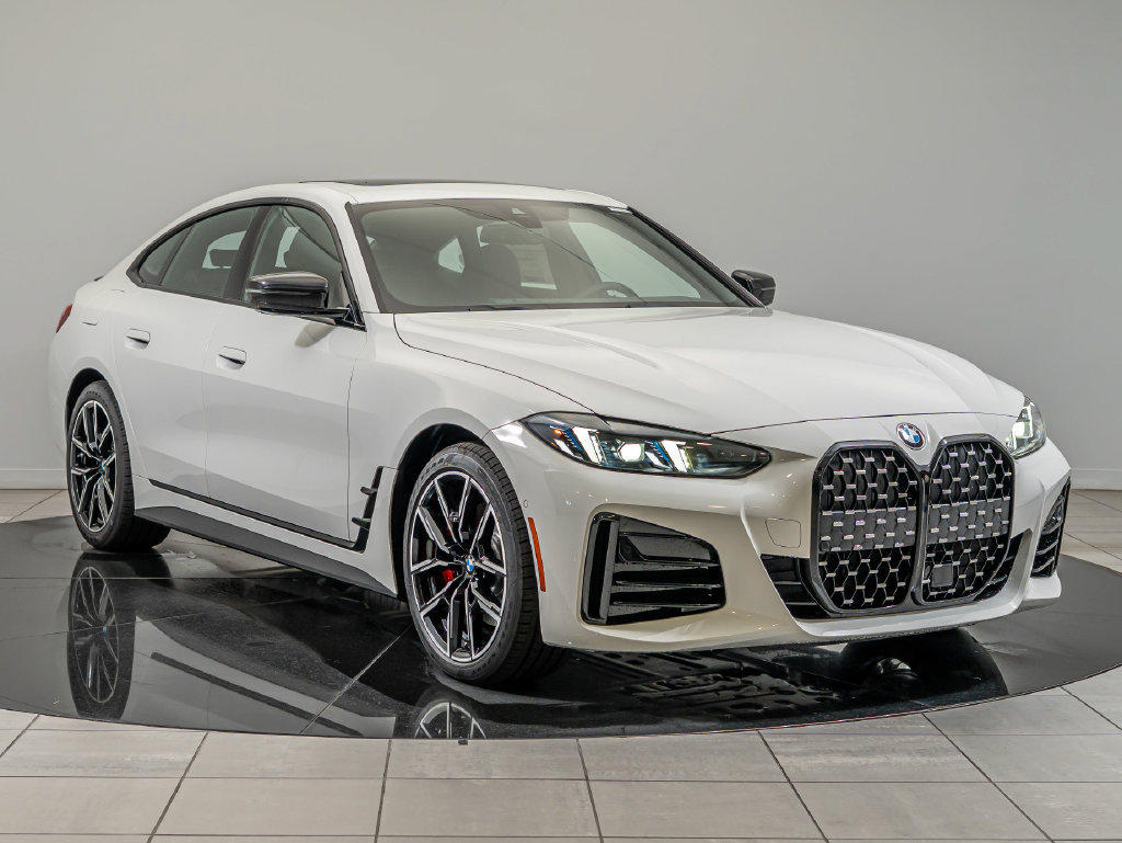 New 2027 BMW 430i xDrive w/ M Sport Package AWD/4WD image 3