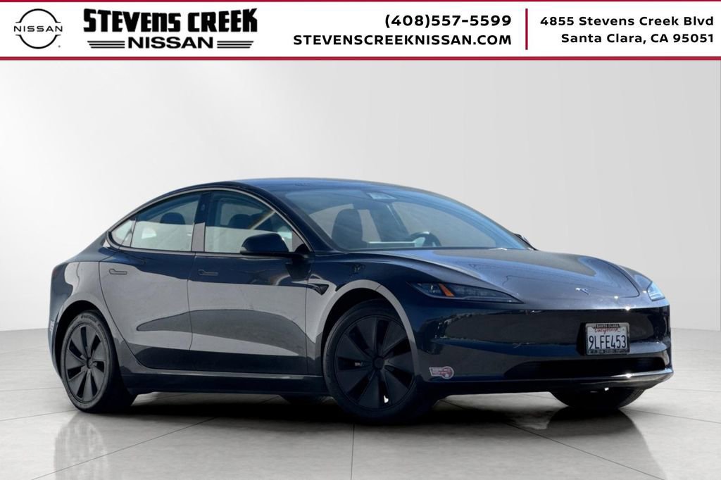Used 2024 Tesla Model 3 Standard Range RWD image 1