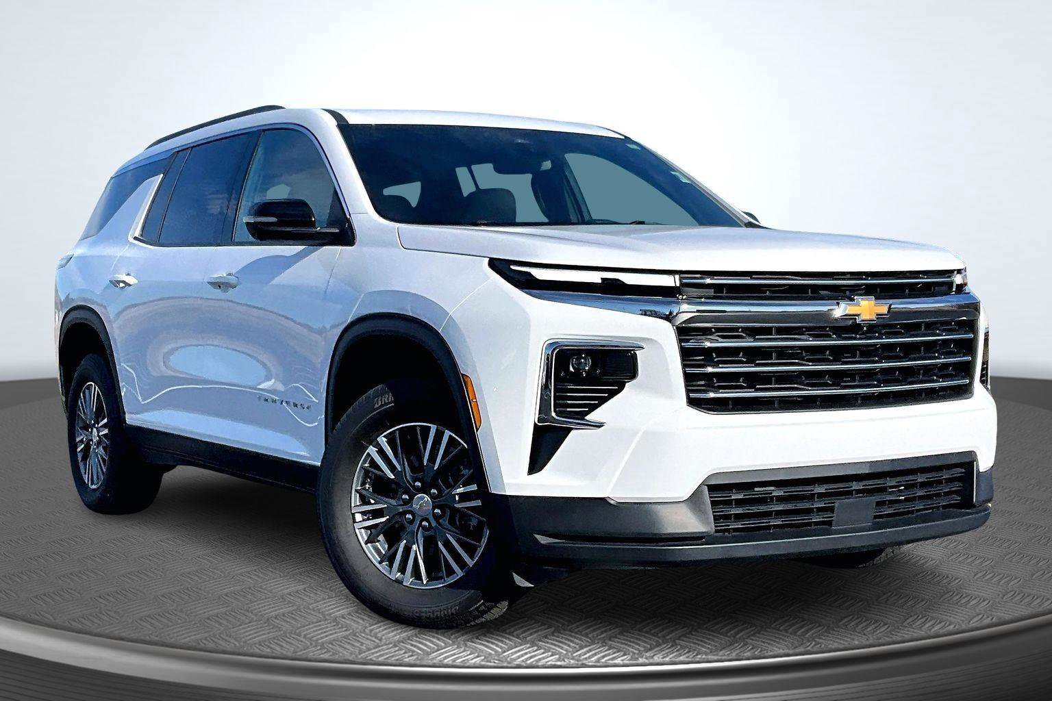 Used 2024 Chevrolet Traverse LT w/ LPO, Floor Liner Package image 13