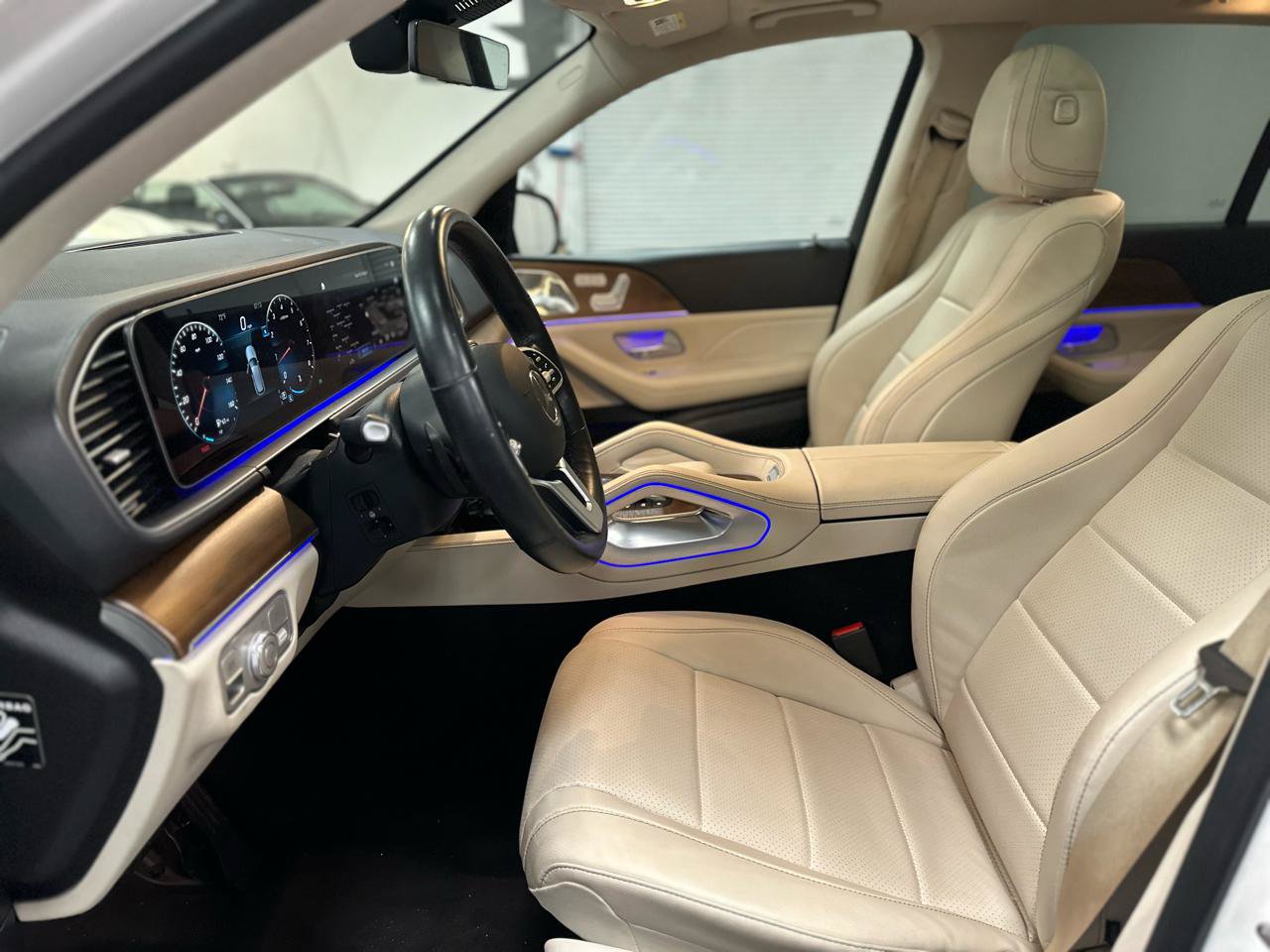 Used 2022 Mercedes-Benz GLE 350 4MATIC w/ Premium Package image 15