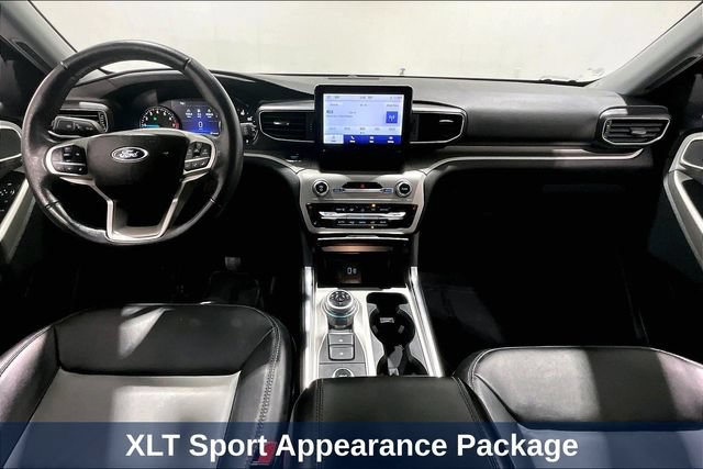 Used 2022 Ford Explorer XLT w/ XLT Sport Appearance Package AWD/4WD image 10