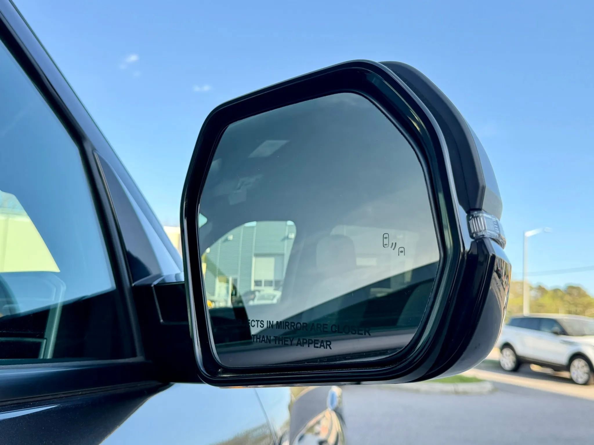 Used 2025 Toyota Tundra SR5 w/ SR5 Convenience Package image 16