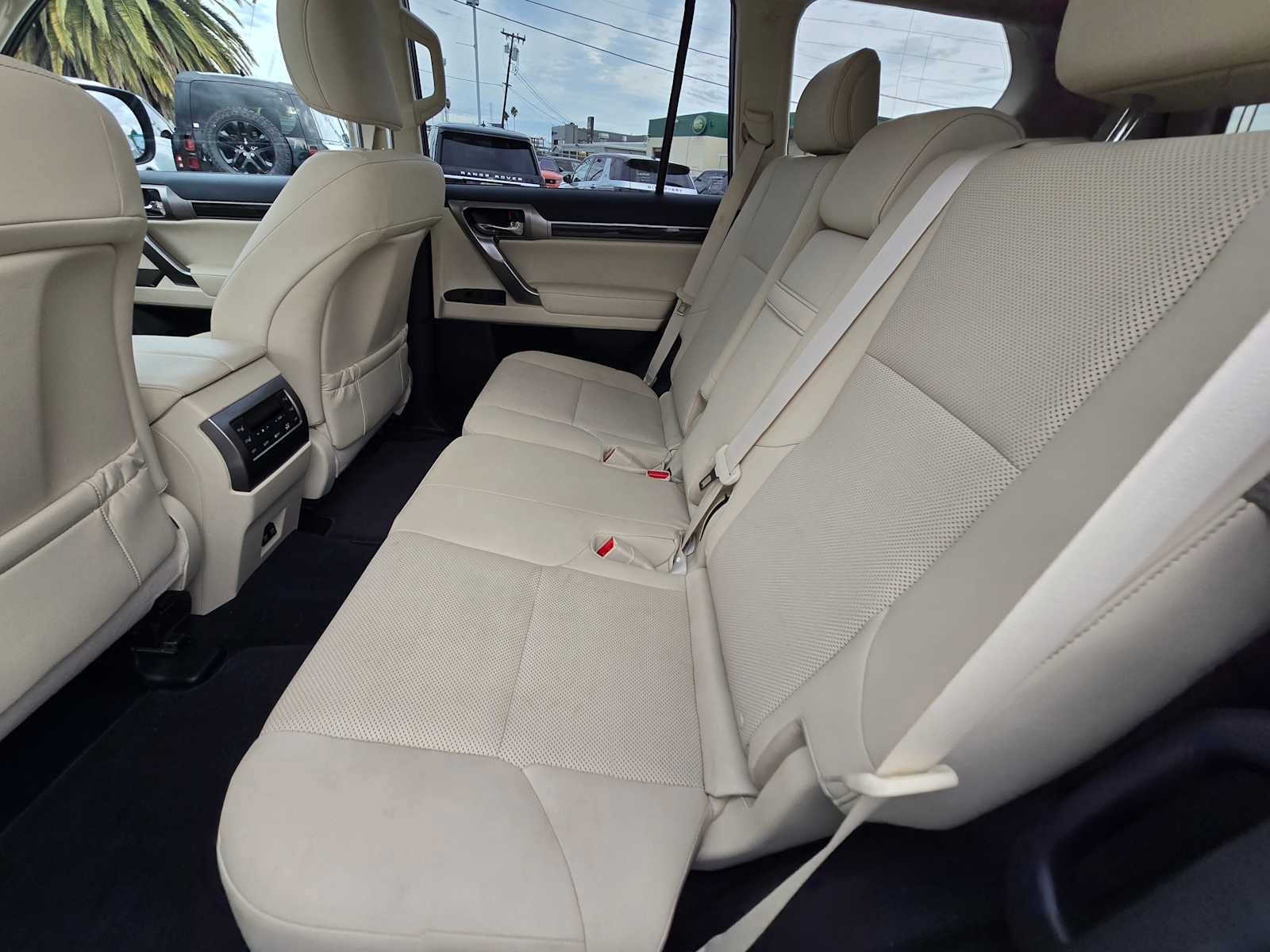 Used 2023 Lexus GX 460 Premium image 20