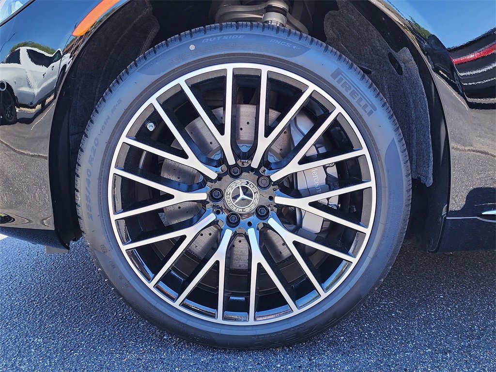 New 2025 Mercedes-Benz S 580 4MATIC Sedan image 9