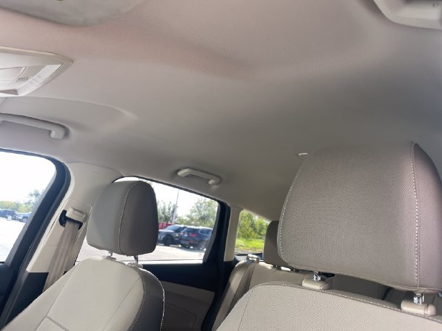 Used 2015 Ford Escape SE FWD image 27