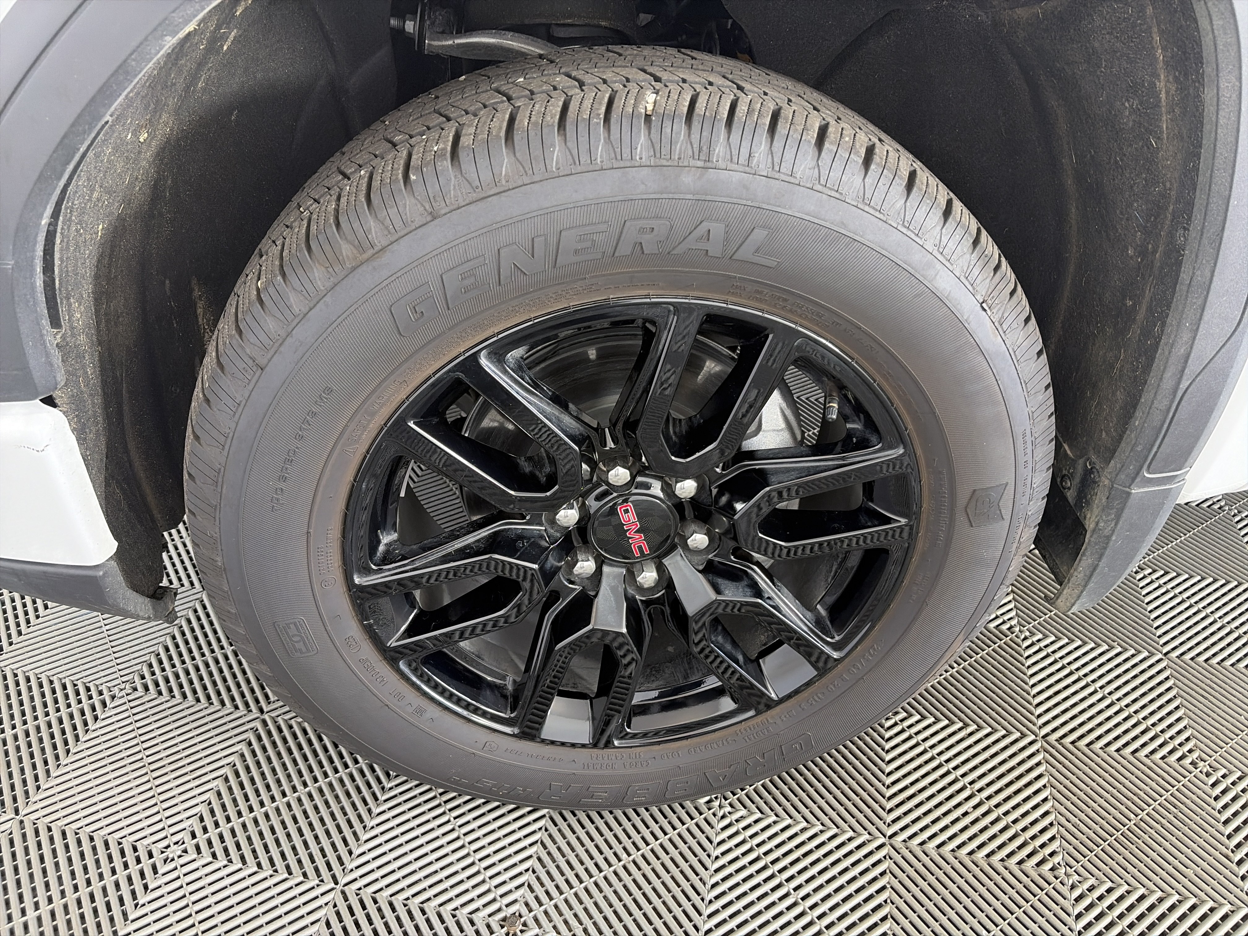 Used 2026 GMC Sierra 1500 Elevation AWD/4WD image 13