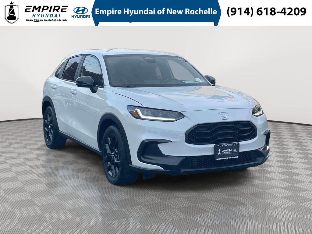 Used 2023 Honda HR-V Sport image 1