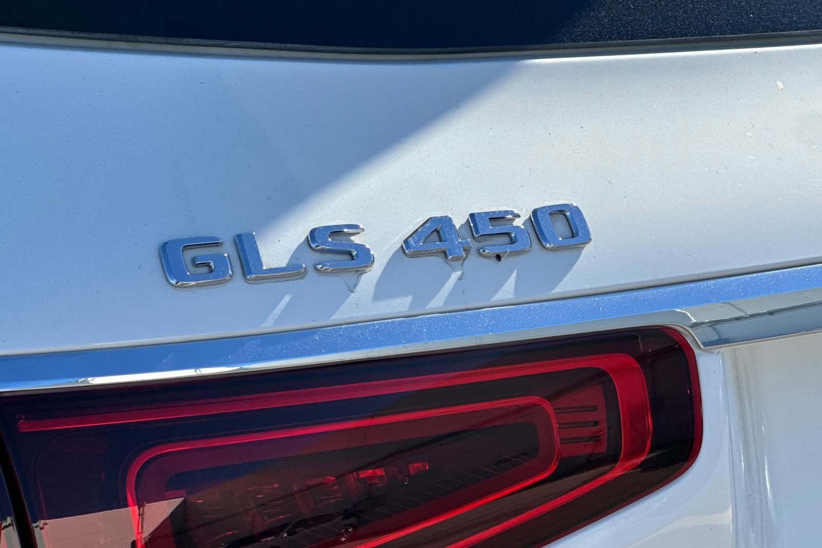 Used 2022 Mercedes-Benz GLS 450 4MATIC image 22