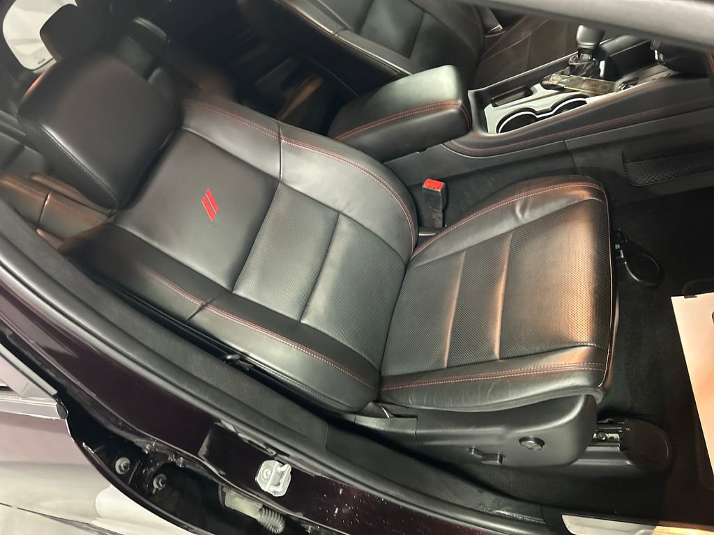 Used 2025 Dodge Durango GT image 27