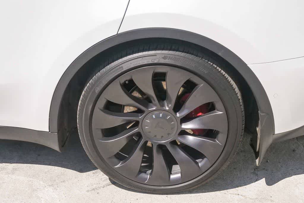 Used 2022 Tesla Model Y Performance image 6