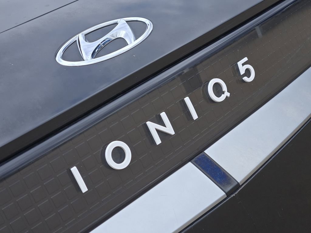 Used 2023 Hyundai Ioniq 5 SE image 31
