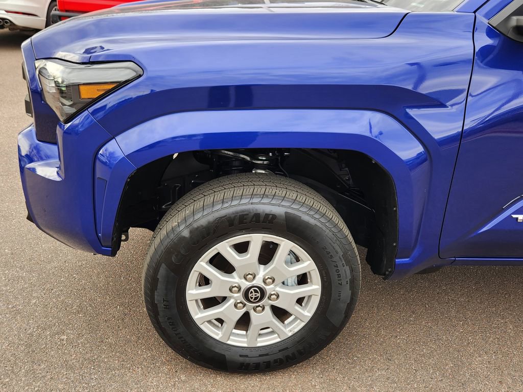 Used 2025 Toyota Tacoma SR5 image 9