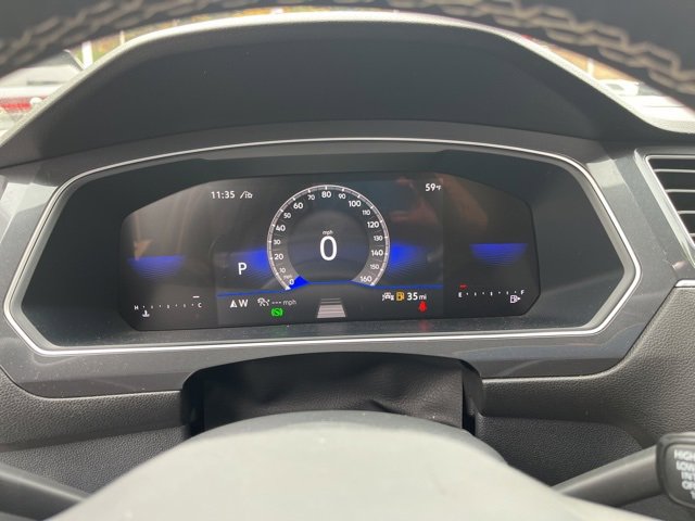 Used 2024 Volkswagen Tiguan SE image 21