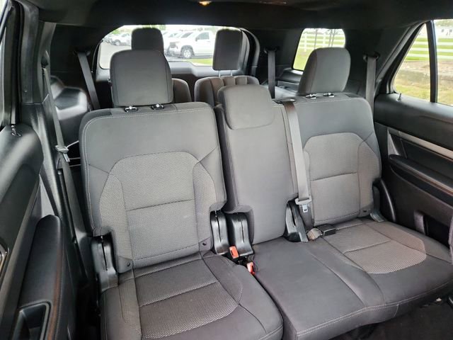 Used 2019 Ford Explorer XLT w/ Class II Trailer Tow Package FWD image 30