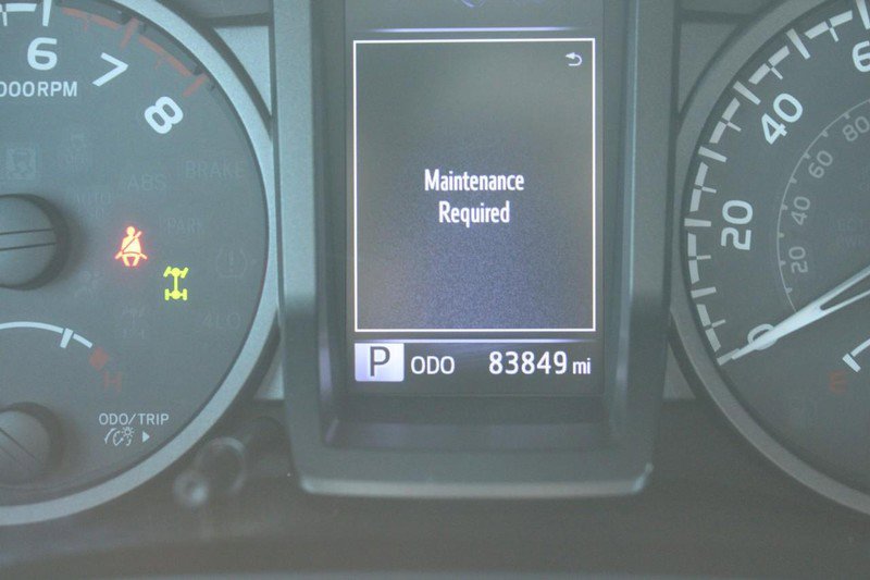 Used 2017 Toyota Tacoma TRD Off-Road image 19