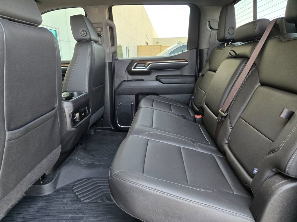 Used 2023 Chevrolet Silverado 1500 LT Trail Boss w/ LT Trail Boss Premium Package AWD/4WD image 15