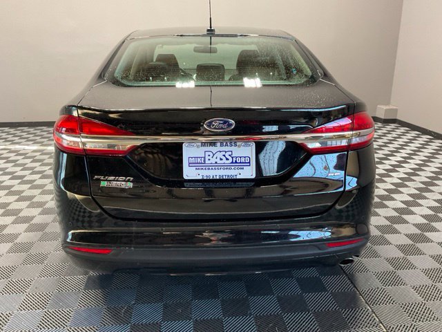 Used 2018 Ford Fusion Energi SE FWD image 11