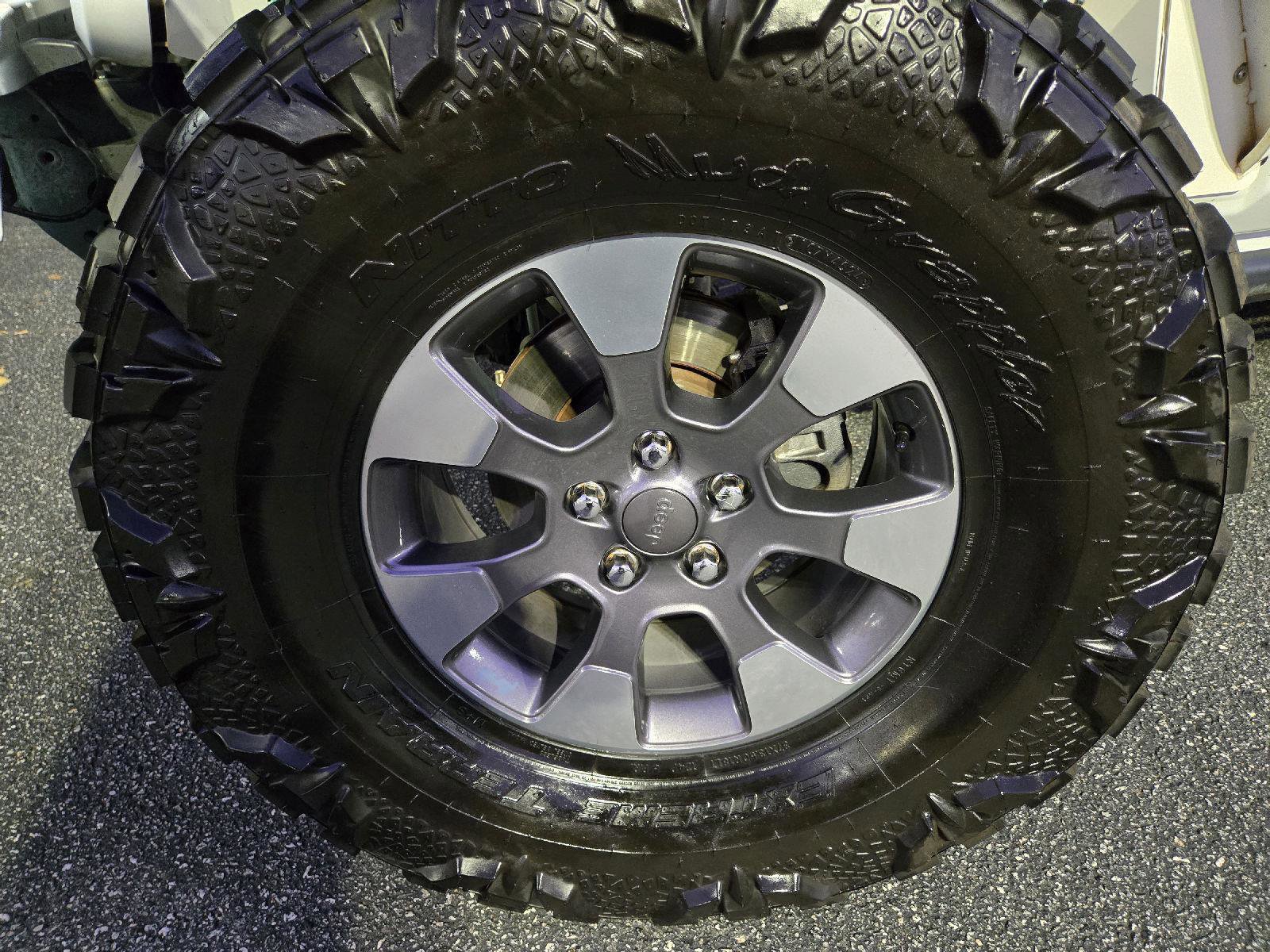 Used 2019 Jeep Wrangler Unlimited Sahara image 10