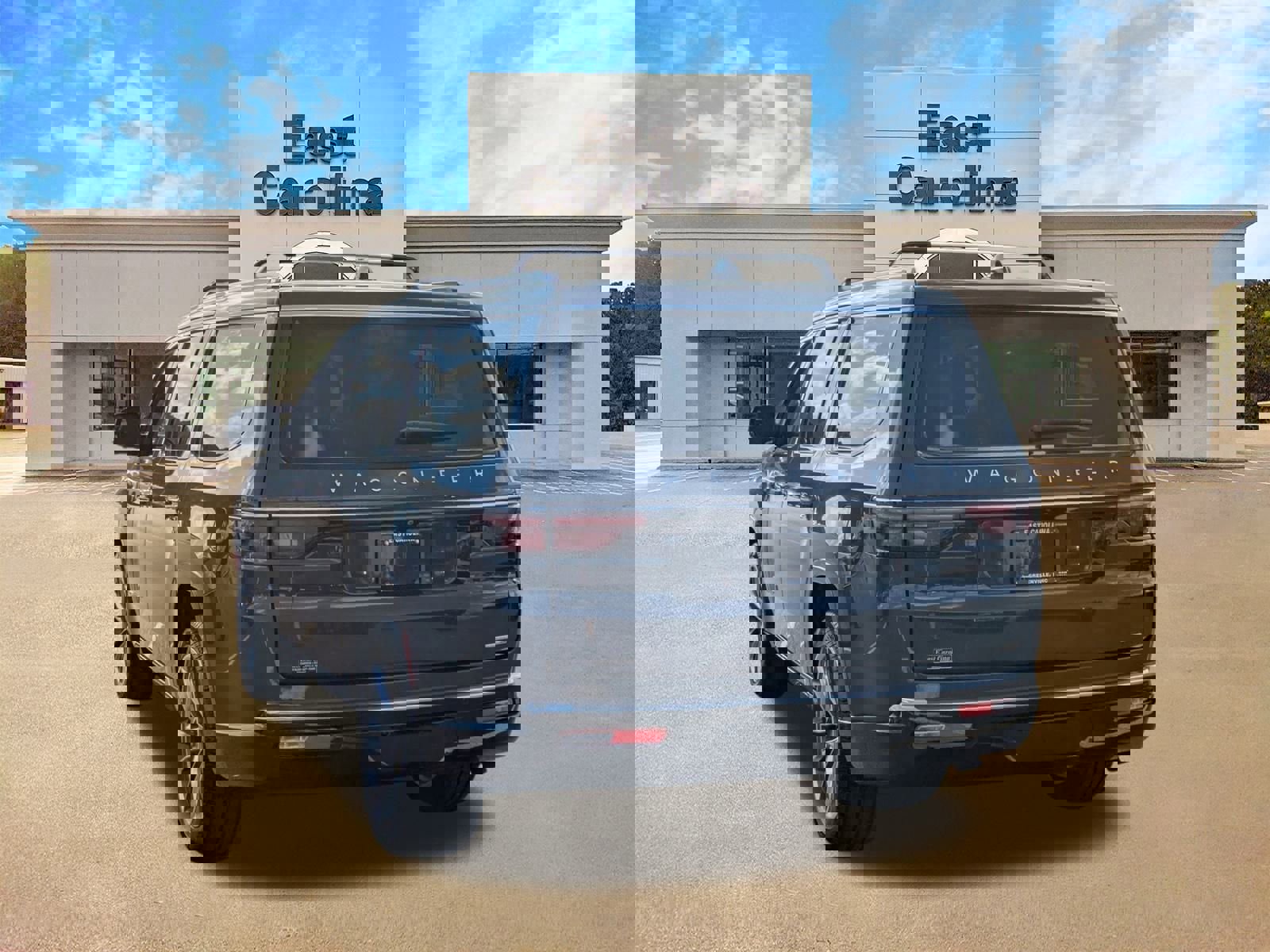 Certified 2024 Jeep Wagoneer Series III w/ Premium Group I image 5