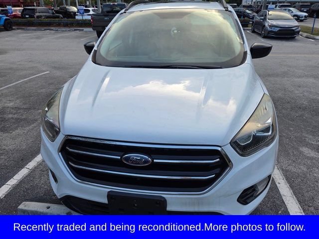 Used 2018 Ford Escape SE w/ SE Sport Appearance Package