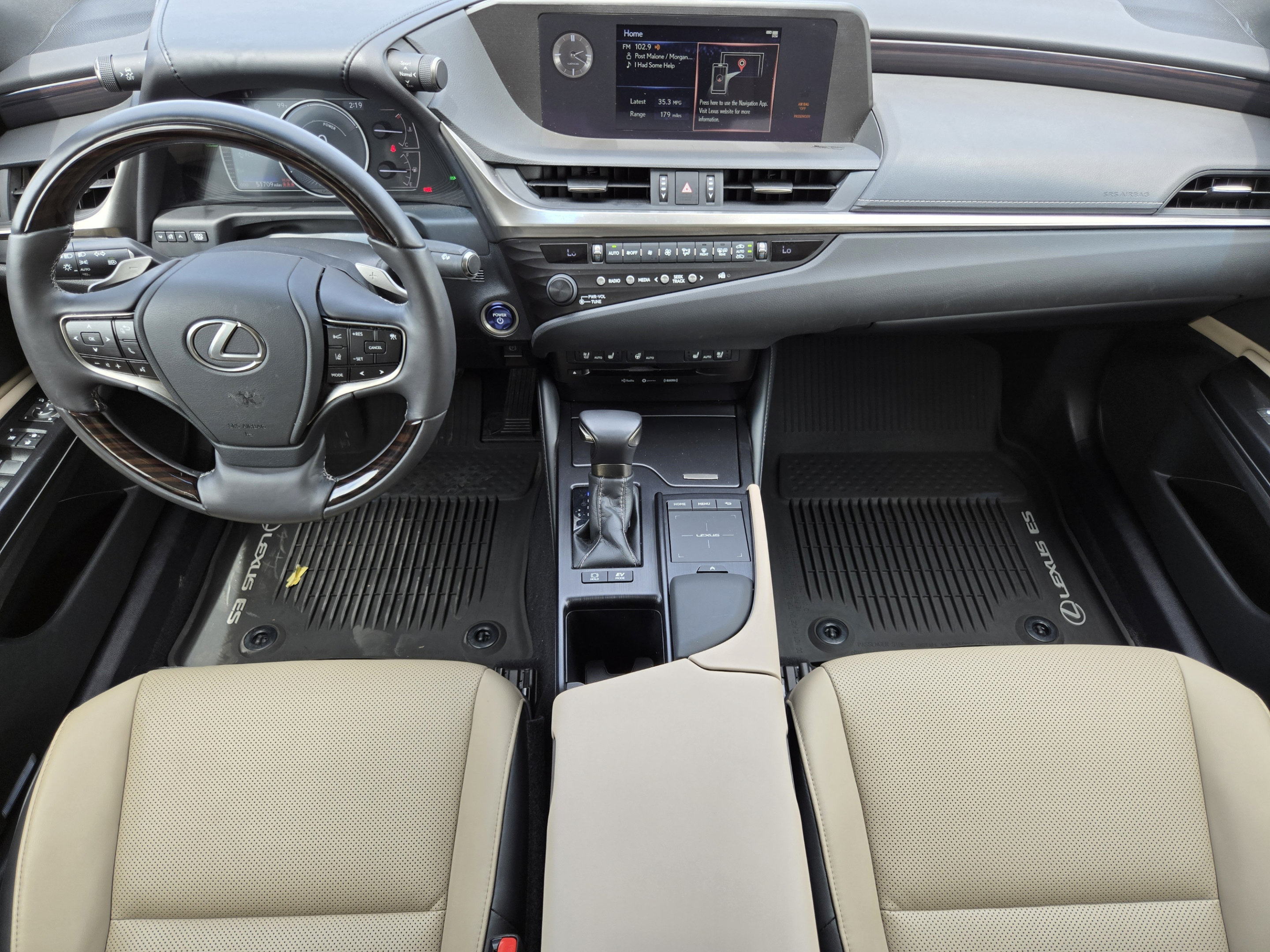 Used 2020 Lexus ES 300h w/ Premium Package FWD image 23