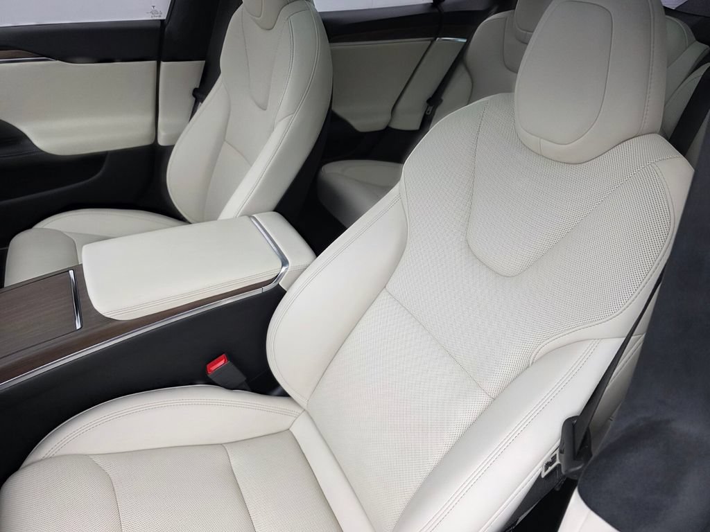 Used 2024 Tesla Model S AWD/4WD image 11