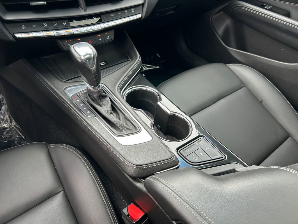 Used 2022 Cadillac CT4 Luxury w/ Sun And Sound Package RWD image 18