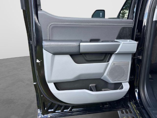 New 2027 Ford F350 XLT w/ XLT Premium Package AWD/4WD image 14