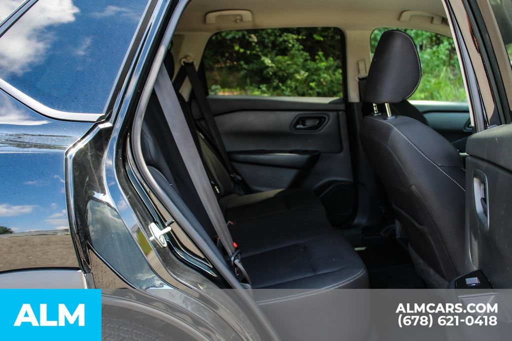 Used 2024 Nissan Rogue S AWD/4WD image 17