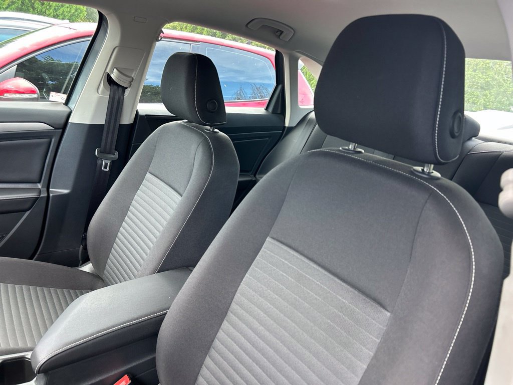 Certified 2024 Volkswagen Jetta S FWD image 18