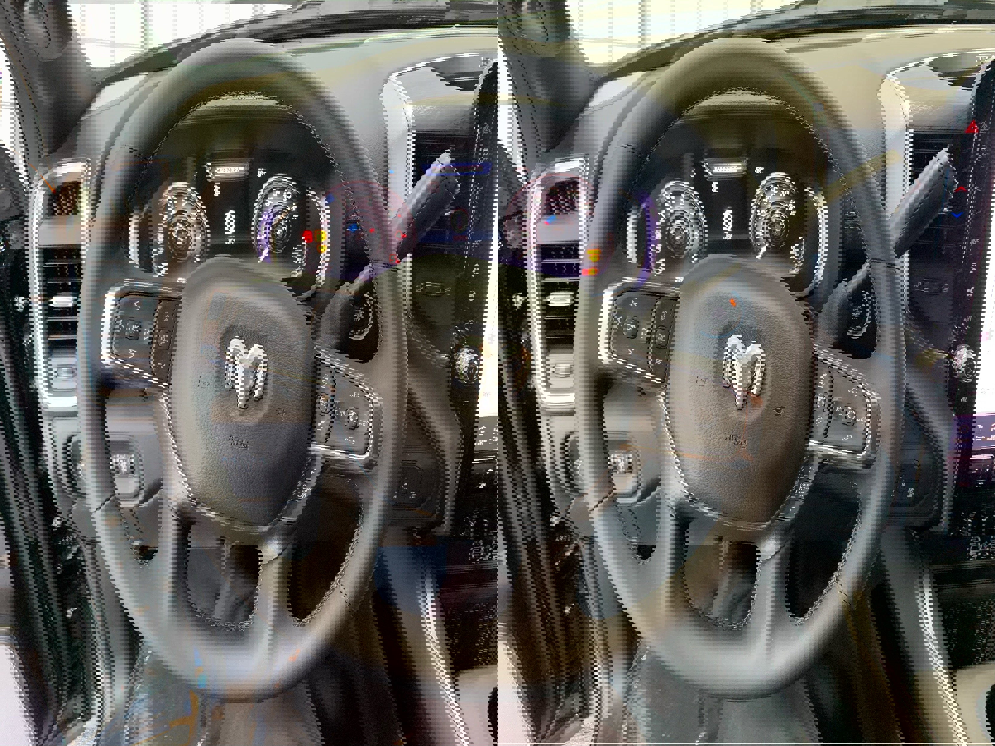 New 2026 RAM 2500 Laramie AWD/4WD image 15