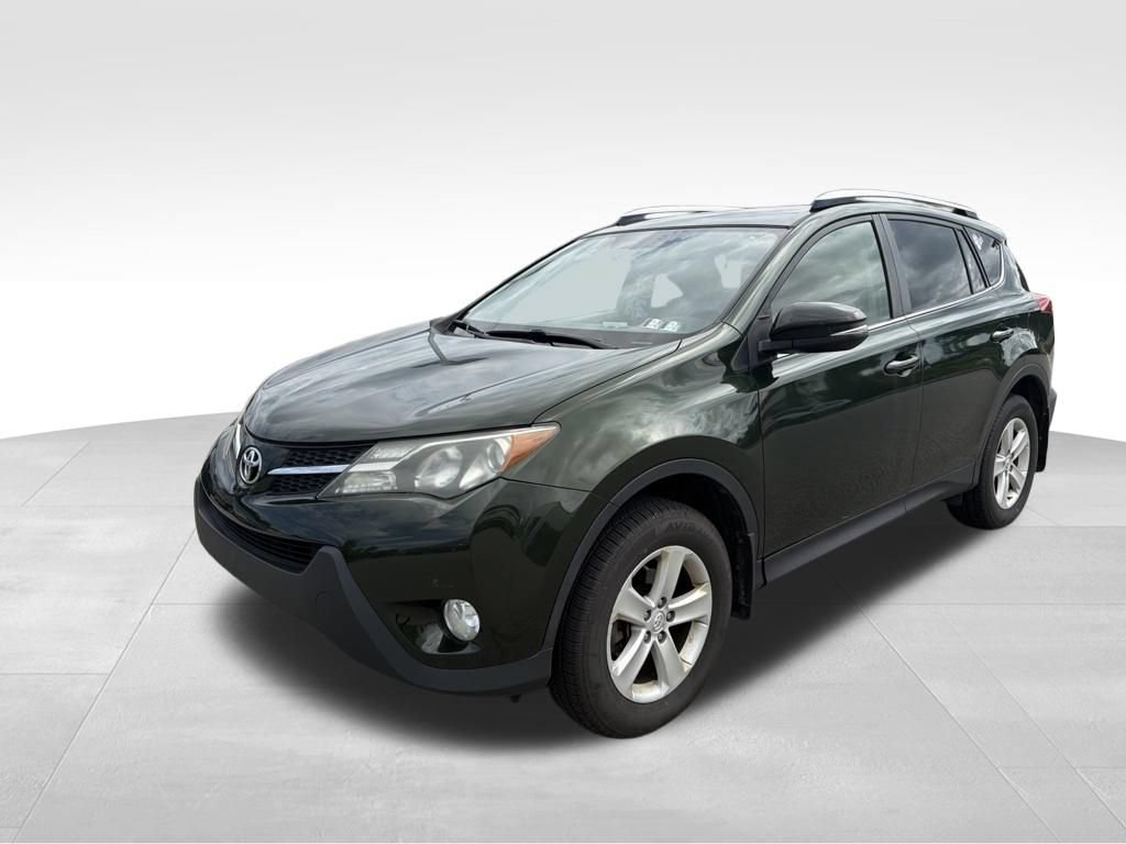 Used 2013 Toyota RAV4 XLE AWD/4WD image 2