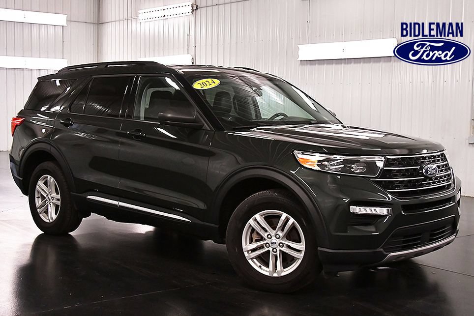Used 2024 Ford Explorer XLT w/ Equipment Group 202A