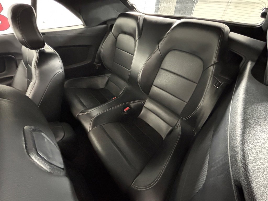 Used 2022 Ford Mustang Premium image 39