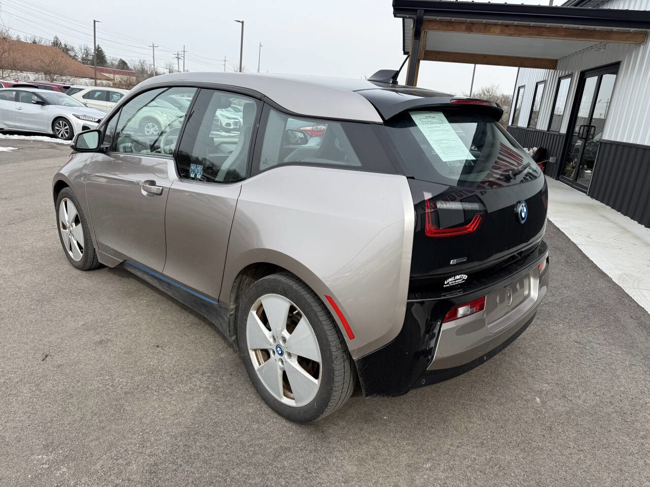 Used 2014 BMW i3 w/ Range Extender image 11