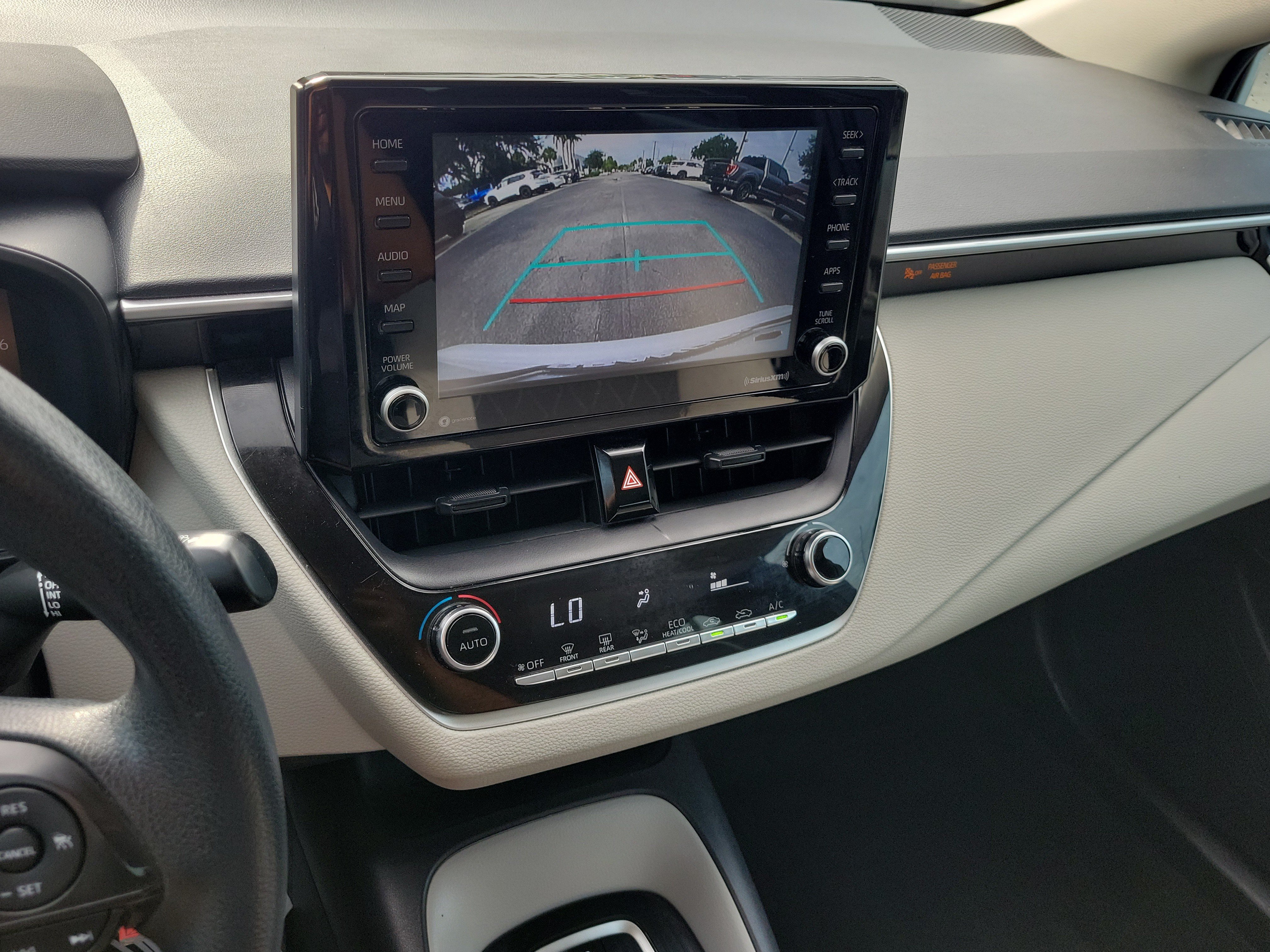 Used 2022 Toyota Corolla LE FWD image 25