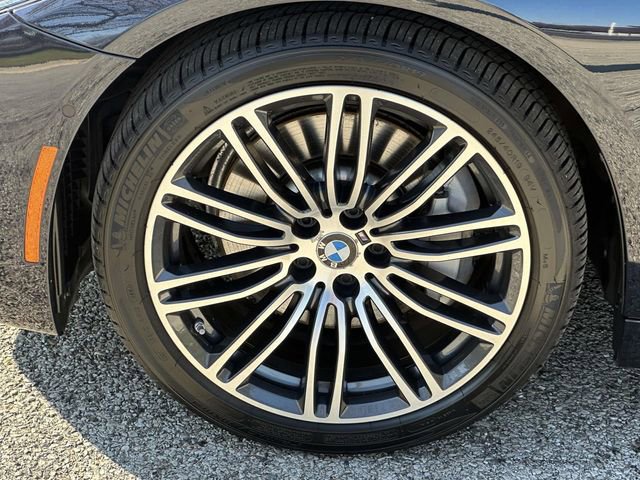 Used 2019 BMW 530i xDrive w/ M Sport Package image 13