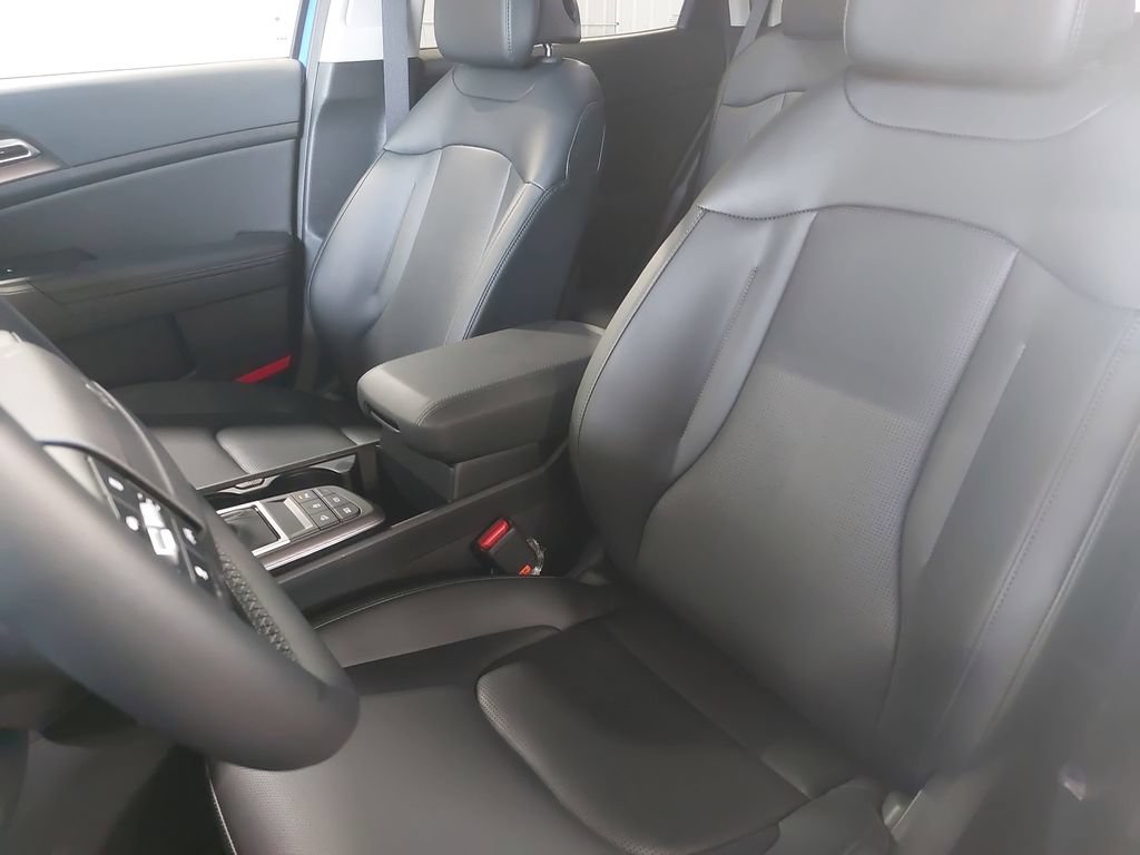 New 2026 Kia Sportage EX AWD/4WD image 15
