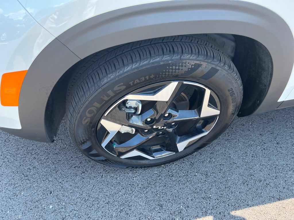 Used 2026 Kia Seltos S FWD image 9