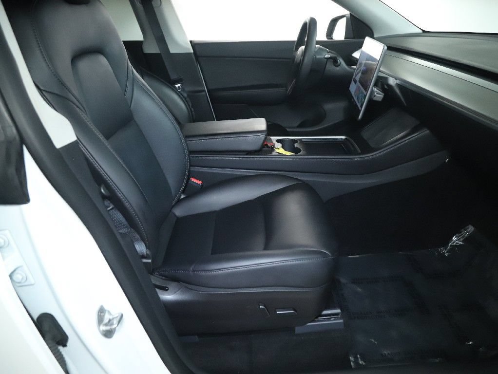 Used 2022 Tesla Model Y Performance AWD/4WD image 31
