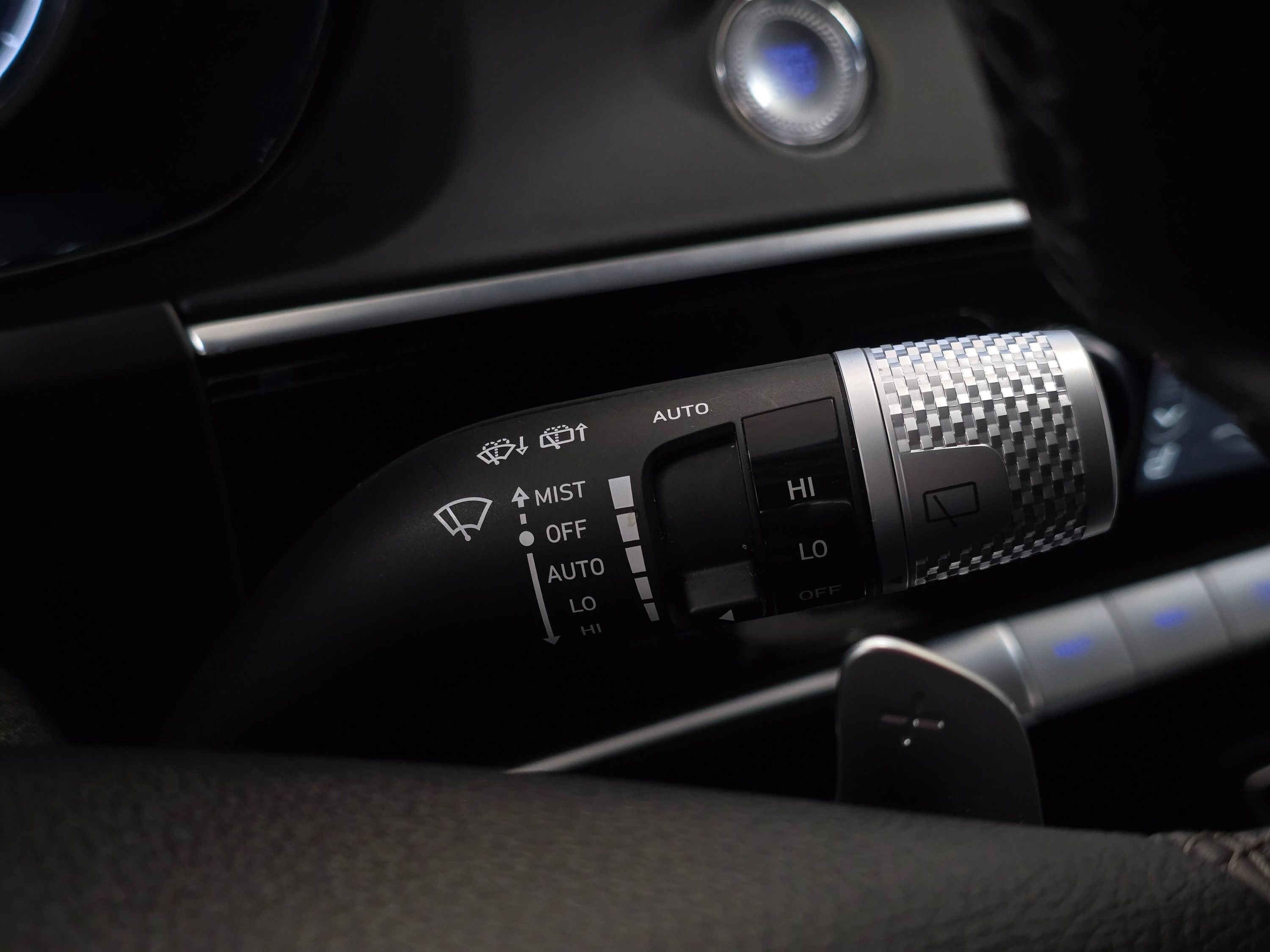 Used 2025 Genesis GV70 2.5T image 41