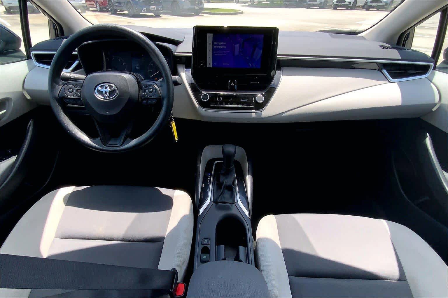 Used 2024 Toyota Corolla LE FWD image 19
