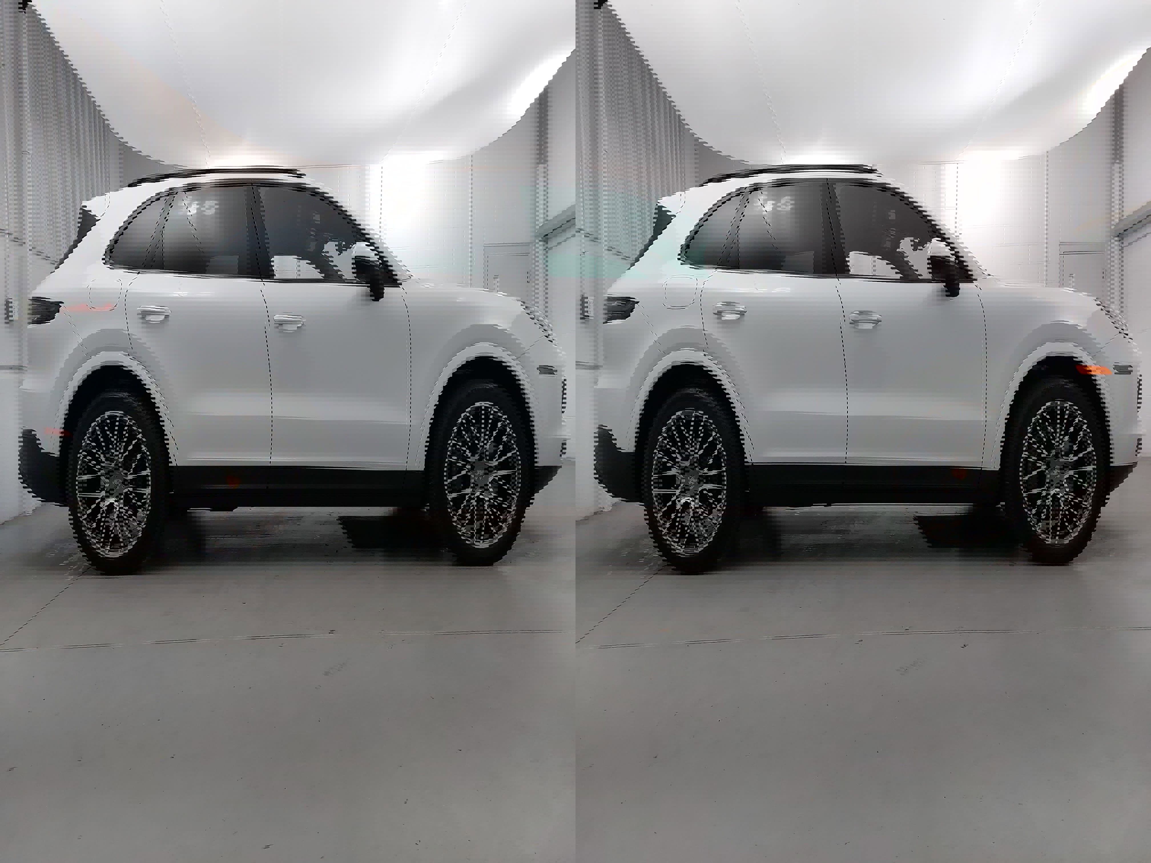 Certified 2023 Porsche Cayenne Platinum Edition image 8