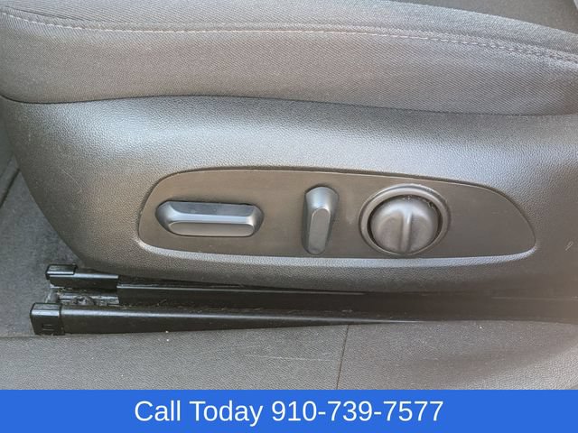 Used 2024 Chevrolet Malibu LT FWD image 16