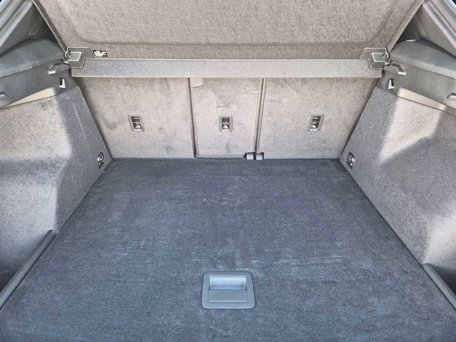 Used 2025 Audi Q3 2.0T Premium w/ Convenience Package image 27