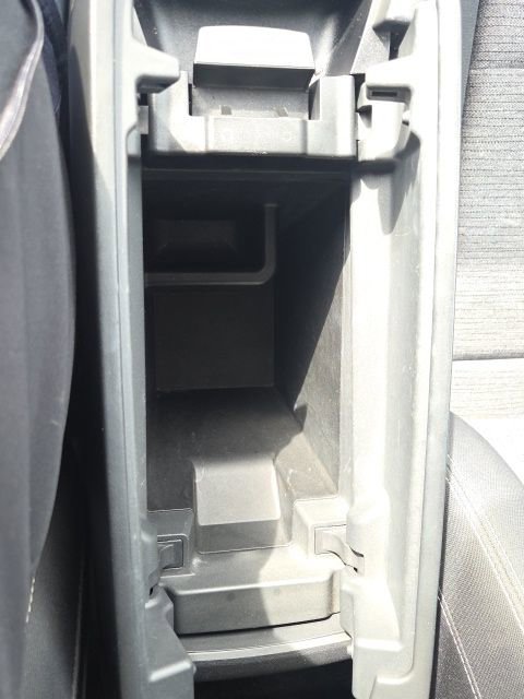 Used 2021 Nissan Rogue S image 33