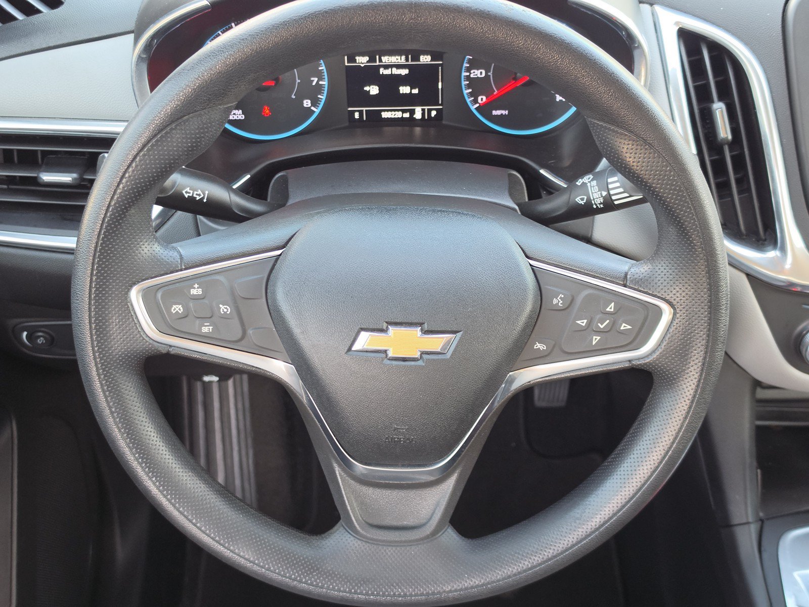 Used 2019 Chevrolet Equinox LS FWD image 16